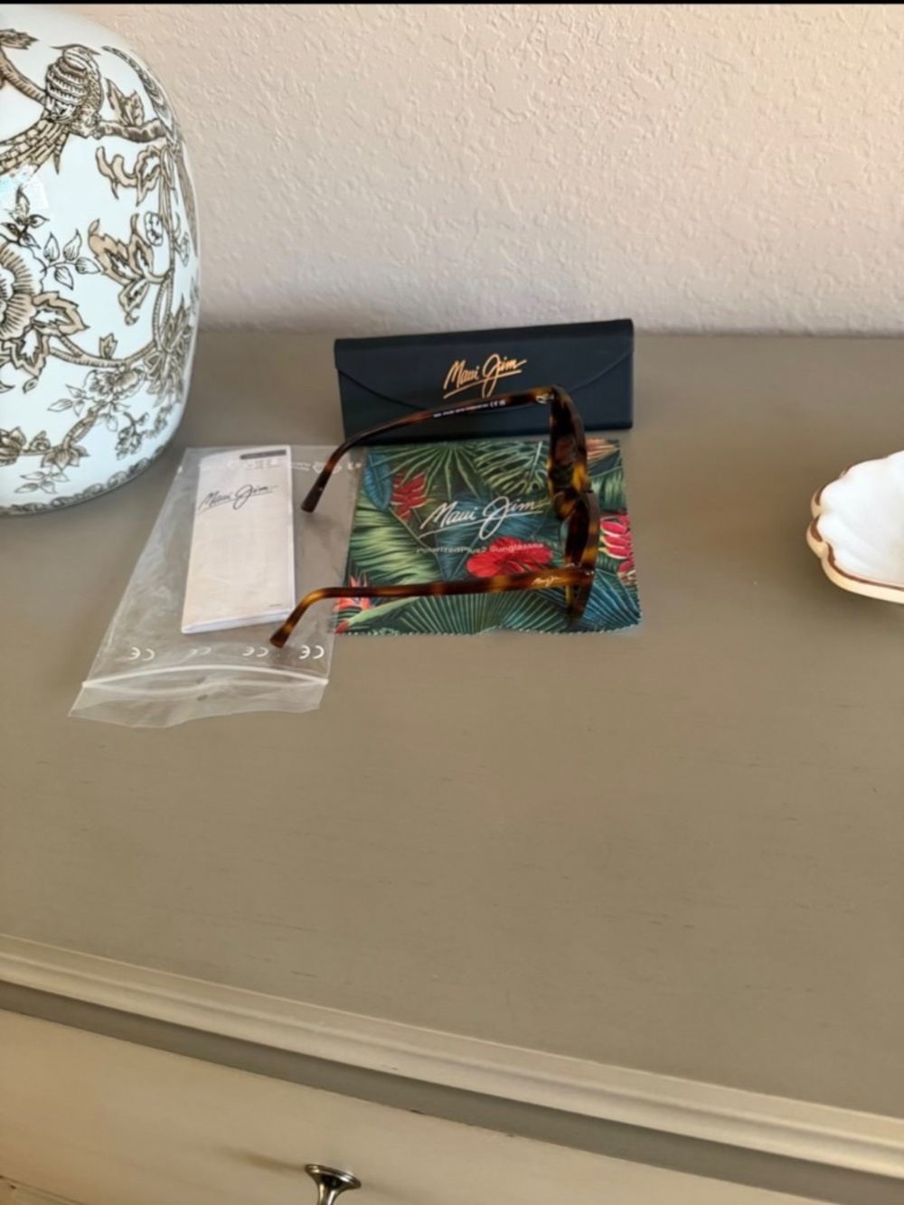 Maui Jim Kou Sunglasses - Picture 3 of 4